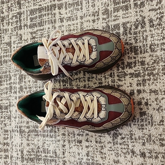 Gucci rhyton GG sneakers size 39.5 us 9.5 - Picture 3 of 8